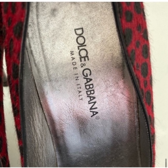 Dolce & Gabbana Leopard Pony Fur Décolletage Pumps 38.5 - Picture 8 of 8